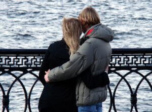 デート前の口臭対策とキスのマナーは？