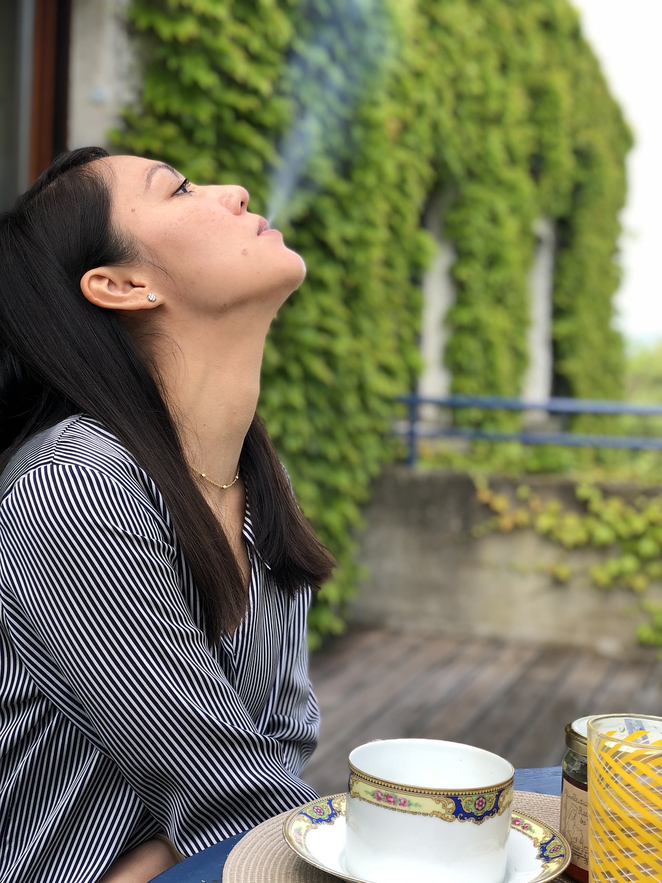 吐く息が臭い悩みを解消するサプリは本当に効くか？