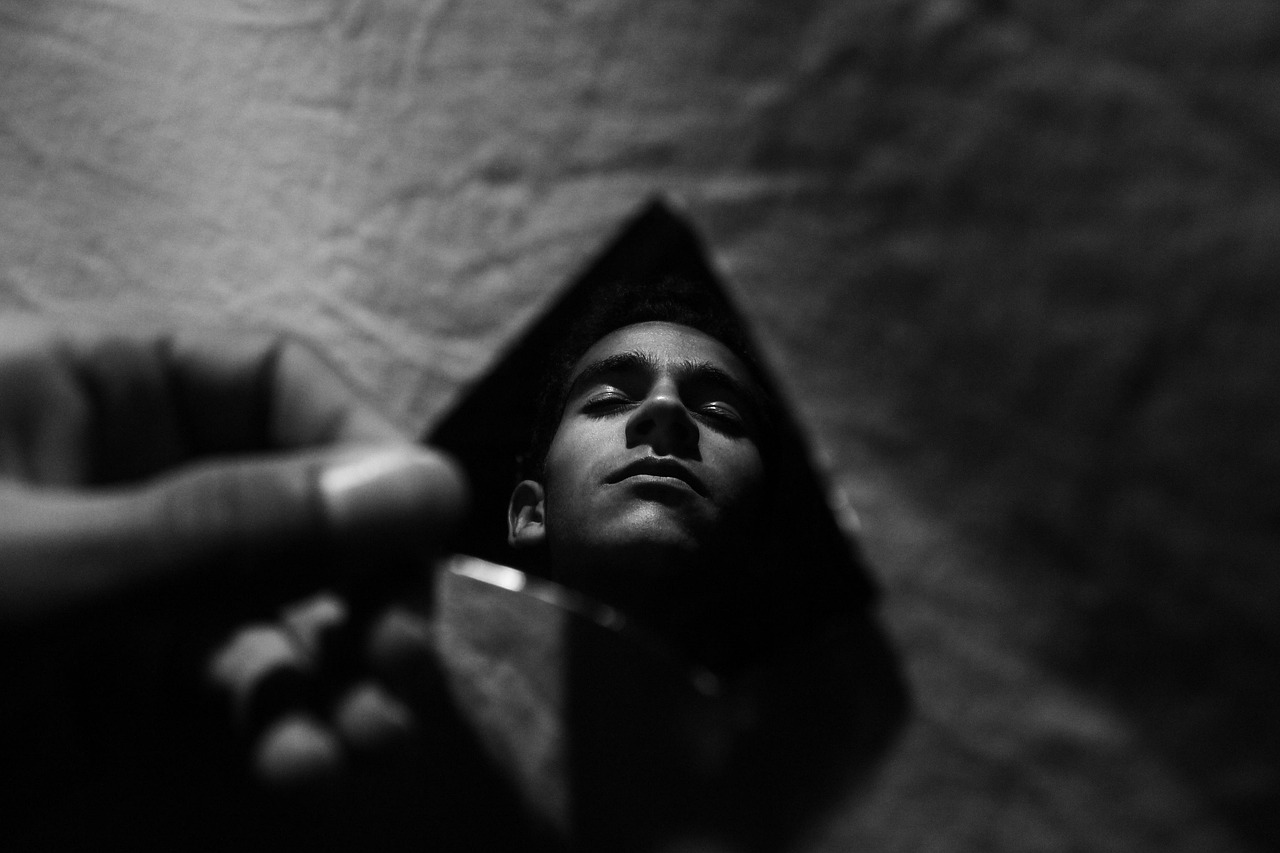 親の介護で仕事を辞めた後の不安を解消する方法は？