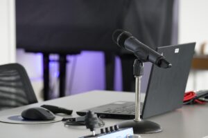 親の介護にオンライン診療を活用するメリットは？